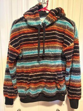 Shyanne Women's Fleece Hooded Pullover Hoodie Size XS